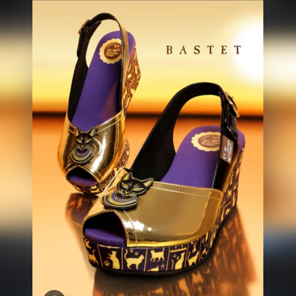 Hot Chocolate Design Bastet Sandals